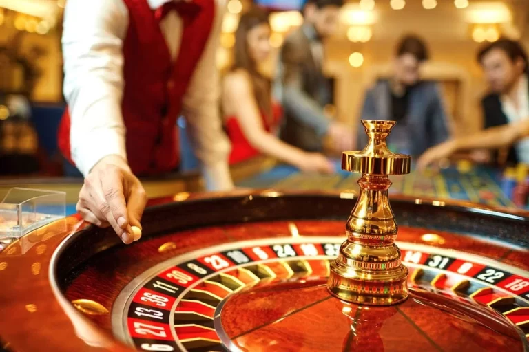 How do online casinos ensure fairness in their games?